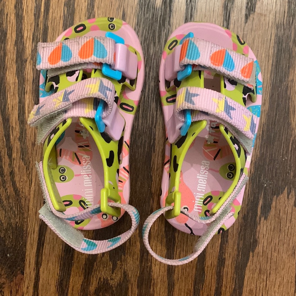LIKE NEW and so so so cute